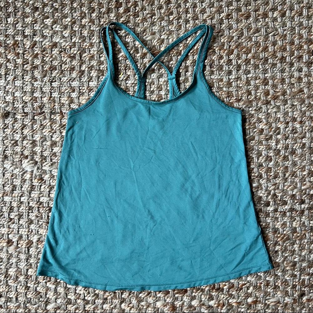 Old Navy Active Go-Dry Strappy Open Back Tank Top